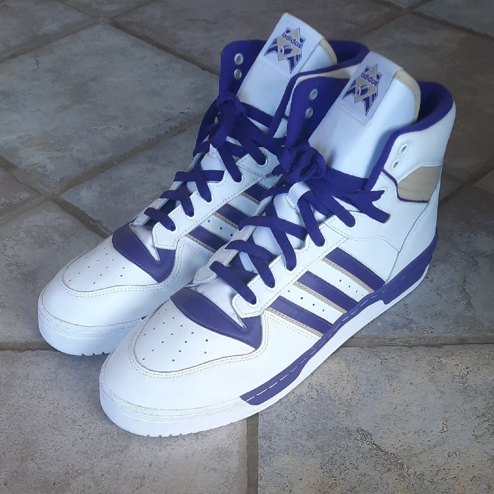 Adidas Rivalry Washington Huskies Football Sideline Shoes